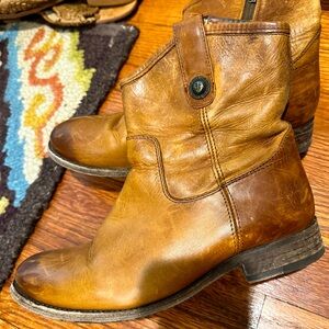 Frye Melissa short boot